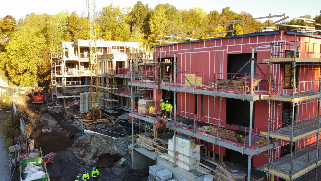 Oppføring av nye 2 nye boligblokker, med totalt 19 leiligheter og felles parkeringskjeller. 
